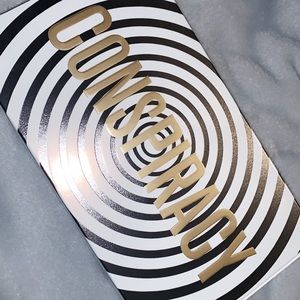 Conspiracy Palette